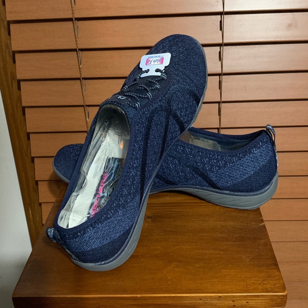 Skechers - Navy Knit Slip-On Sneakers. Wide Fit (10) - Picture 8 of 14